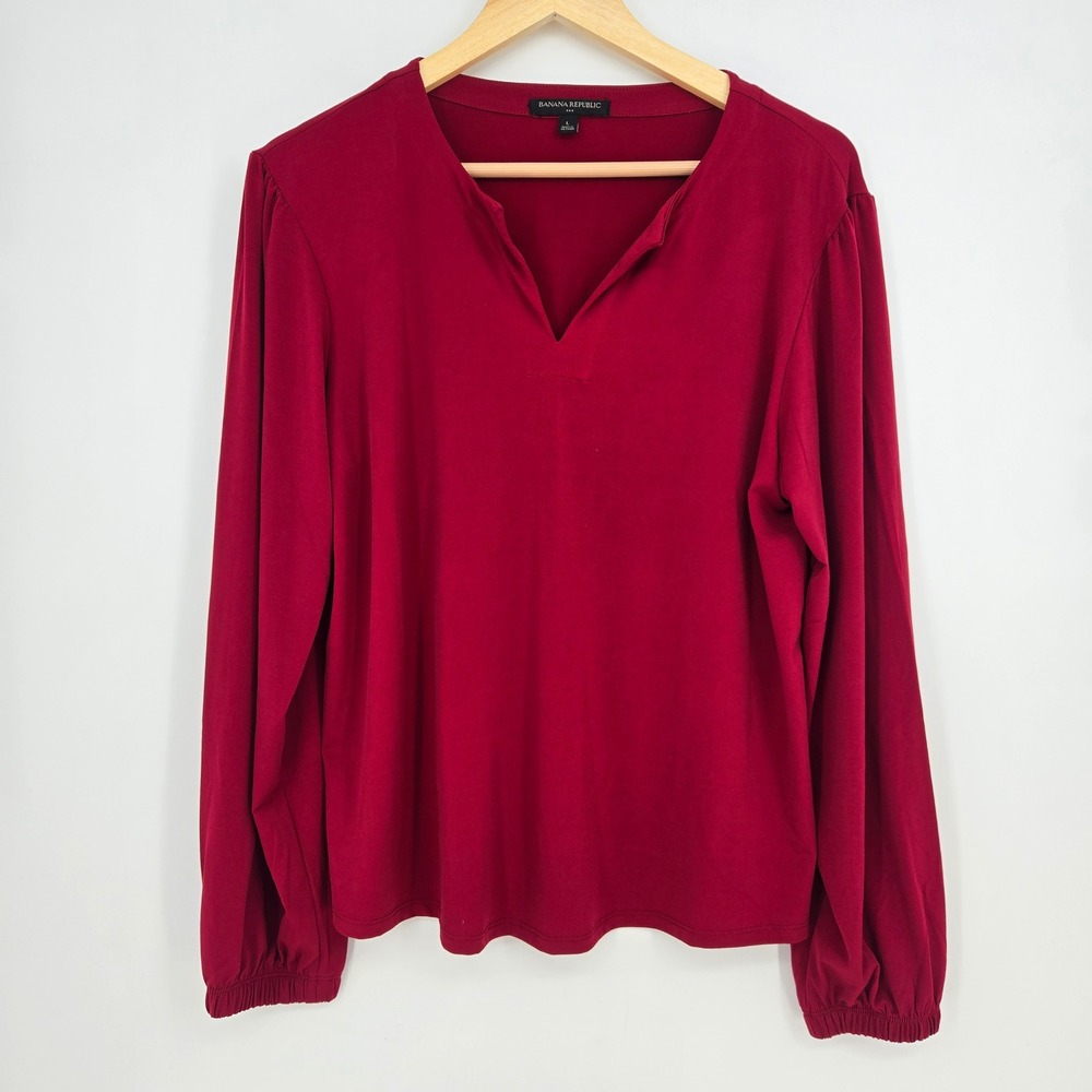 Banana Republic Womens L Red Long Sleeve V-Neck Blouse Top Stretch Casual Office